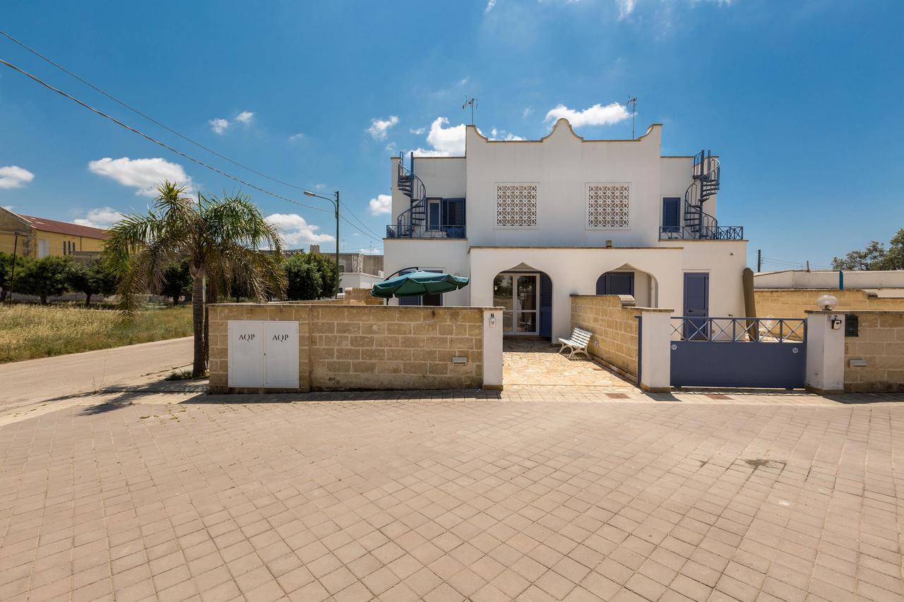 Villino Gemma Celeste By Barbarhouse Torre Lapillo Buitenkant foto